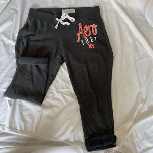 Aero Medium Gray Sweats